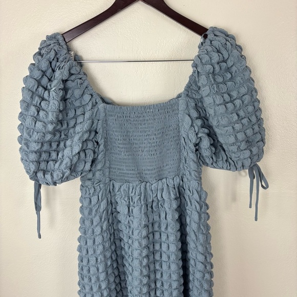 Endless Rose Puff Sleeve Sweatheart Textured Midi Dress Blue Women’s Size Small - Picture 6 of 11